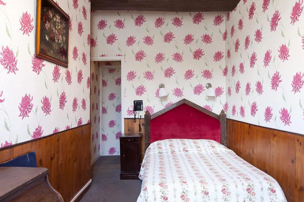 Hotel Esmeralda Paris